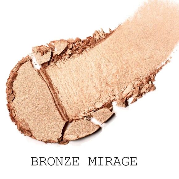 Pat McGrath Labs Divine Glow Highlighter - Picture 3 of 6